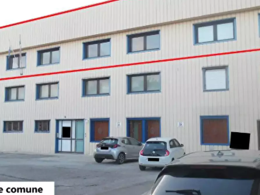 ufficio in vendita a Pradamano