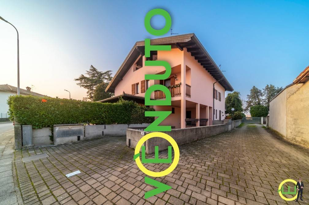 casa indipendente in vendita a Pradamano in zona Lovaria