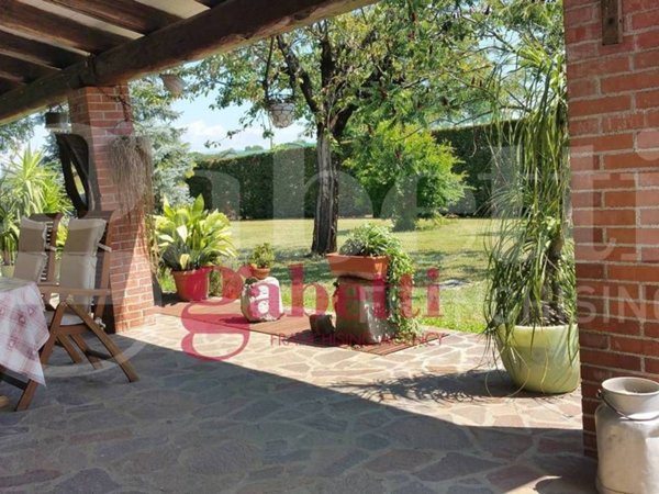 casa indipendente in vendita a Pradamano in zona Lovaria