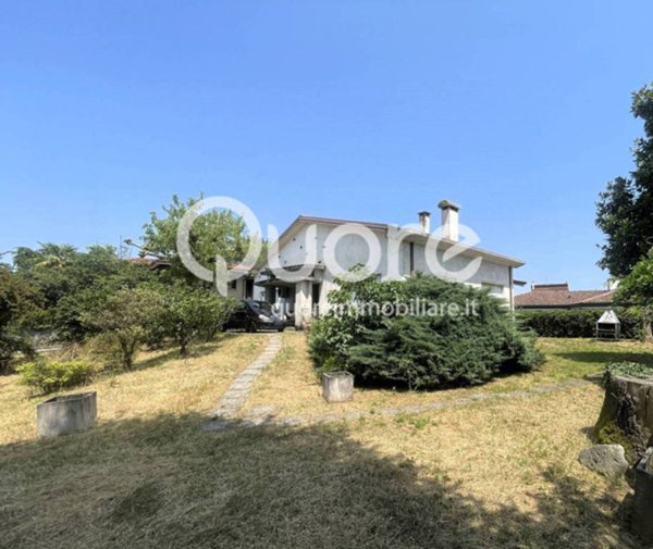 casa indipendente in vendita a Pradamano