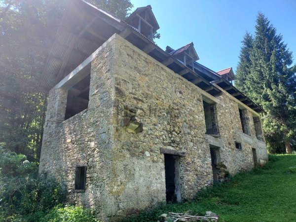appartamento in vendita a Prato Carnico