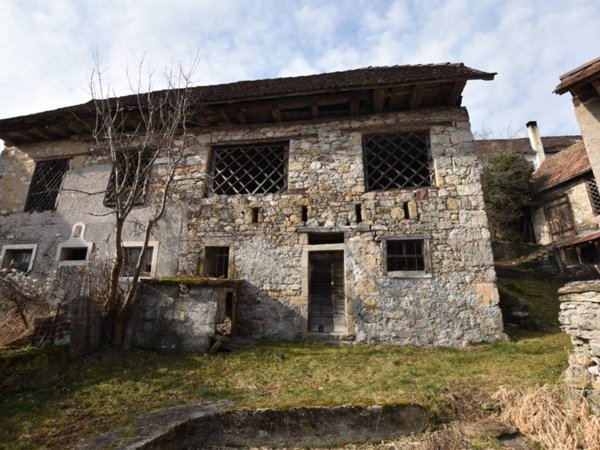 casa indipendente in vendita a Prato Carnico in zona Sostasio