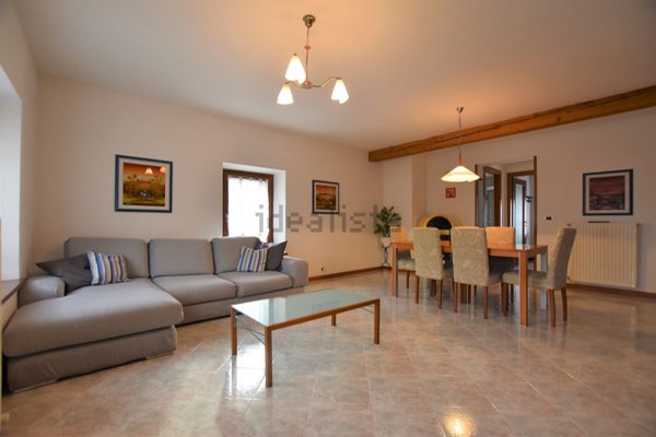 appartamento in vendita a Prato Carnico