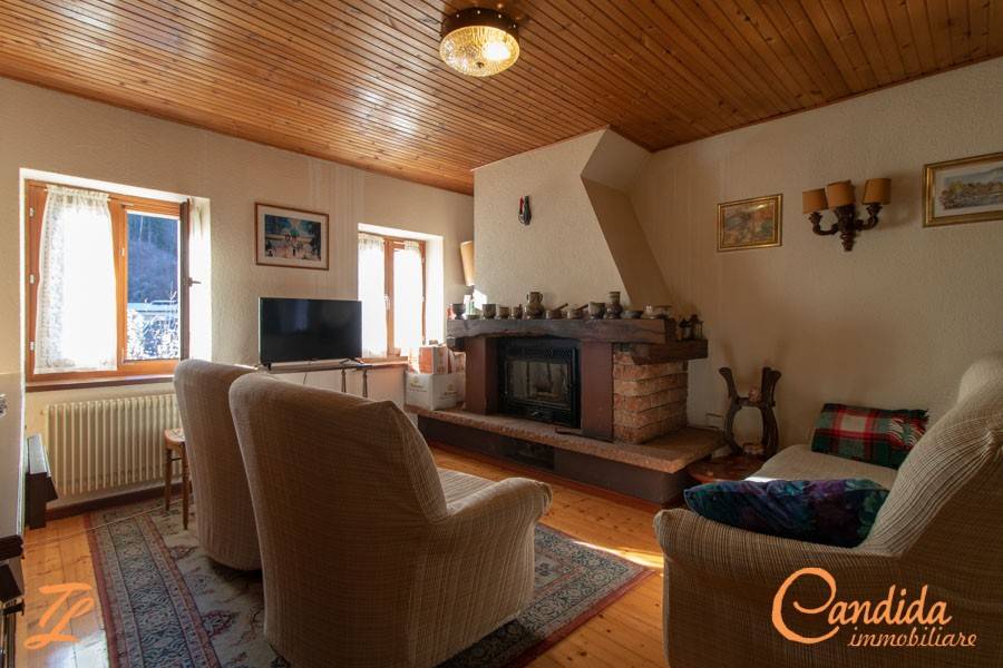 appartamento in vendita a Prato Carnico