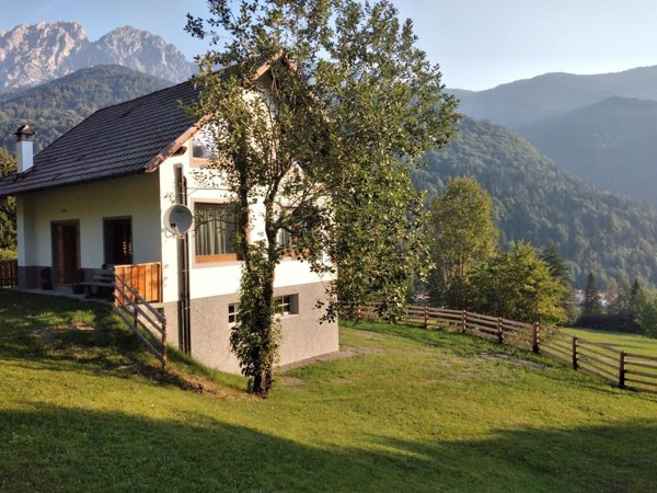 casa indipendente in vendita a Prato Carnico in zona Pesariis