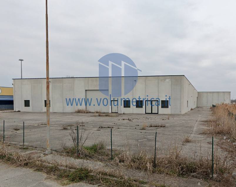 locale commerciale in vendita a Precenicco
