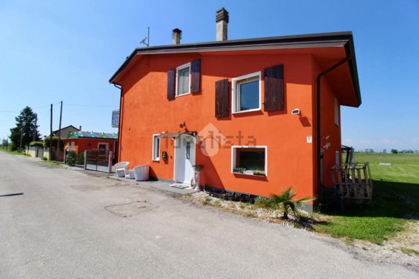 casa indipendente in vendita a Precenicco