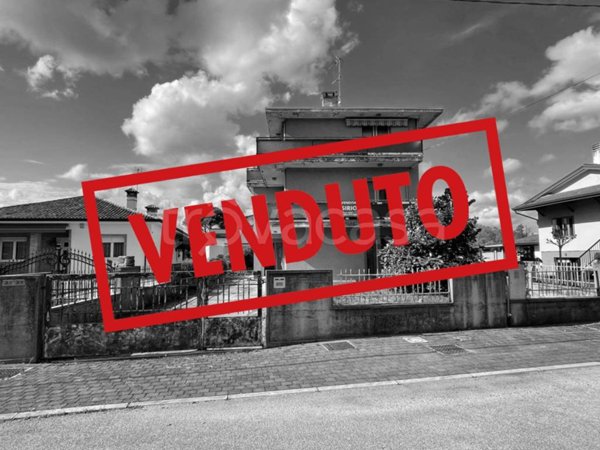 casa indipendente in vendita a Precenicco