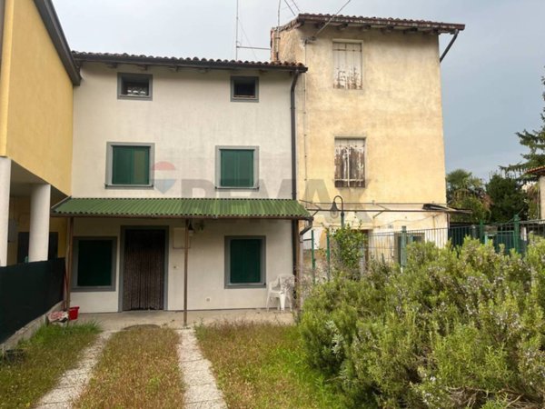 casa indipendente in vendita a Precenicco