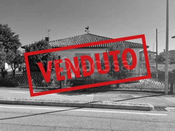 casa indipendente in vendita a Precenicco