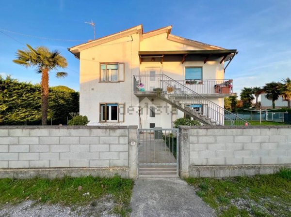 appartamento in vendita a Precenicco