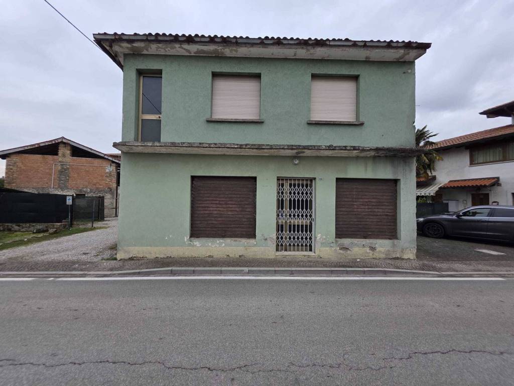 casa indipendente in vendita a Precenicco