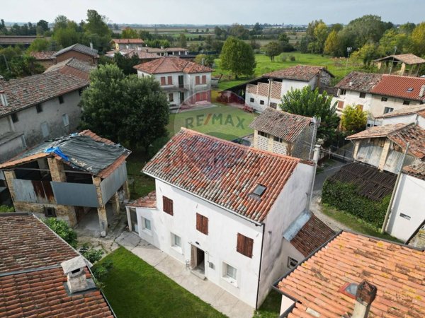 casa indipendente in vendita a Precenicco