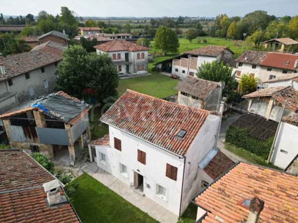 casa indipendente in vendita a Precenicco