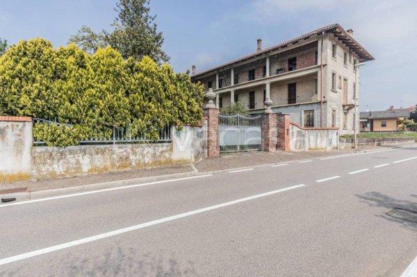 casale in vendita a Premariacco in zona Orsaria