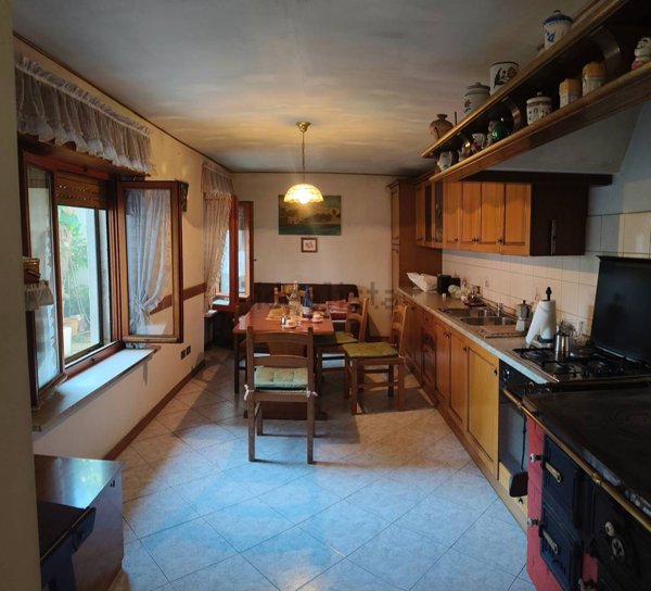 casale in vendita a Premariacco