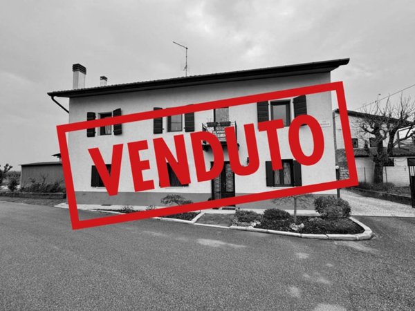 casa indipendente in vendita a Premariacco