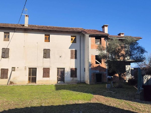 casa indipendente in vendita a Premariacco