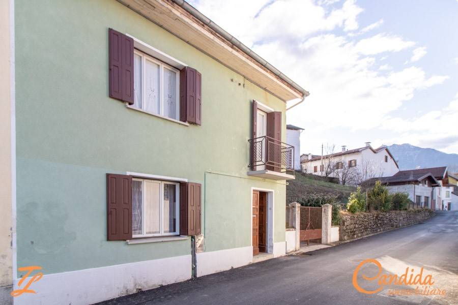 casa indipendente in vendita a Preone
