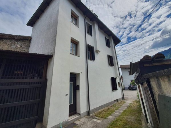 casa indipendente in vendita a Preone