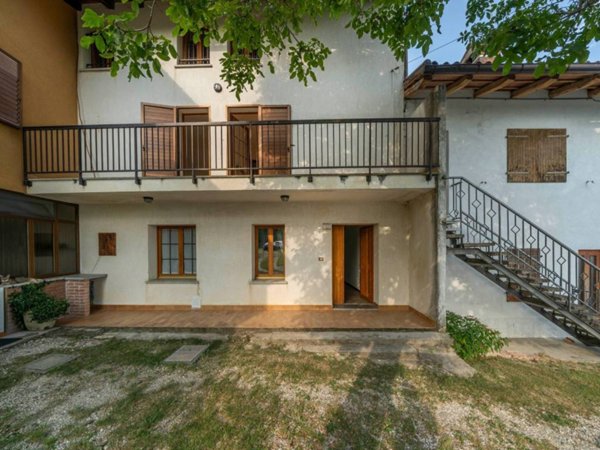casa indipendente in vendita a Prepotto