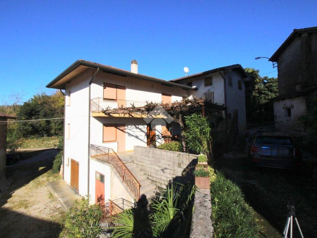 appartamento in vendita a Prepotto