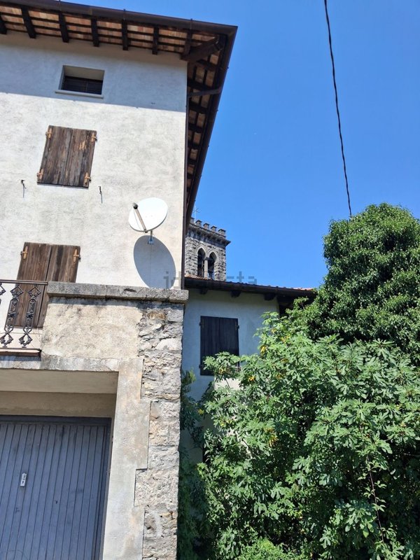 casa indipendente in vendita a Prepotto