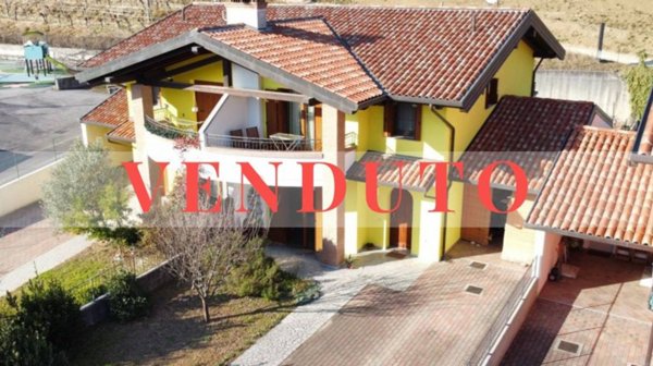 casa indipendente in vendita a Prepotto