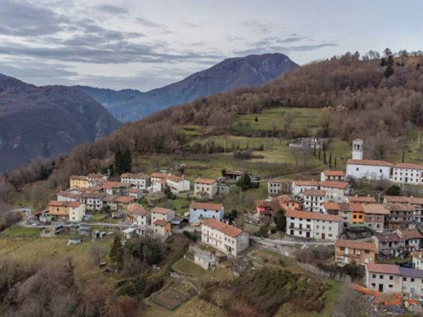 casa indipendente in vendita a Pulfero