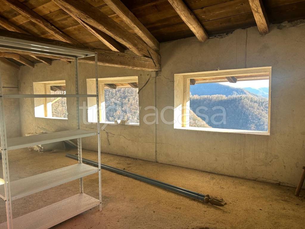 casa indipendente in vendita a Pulfero