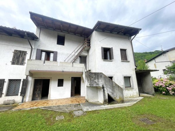 casa indipendente in vendita a Pulfero