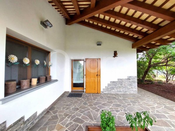 casa indipendente in vendita a Ragogna in zona San Giacomo
