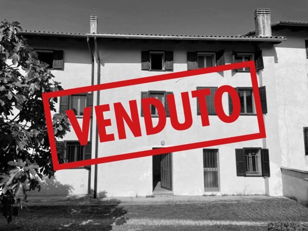 casa indipendente in vendita a Ragogna in zona San Giacomo