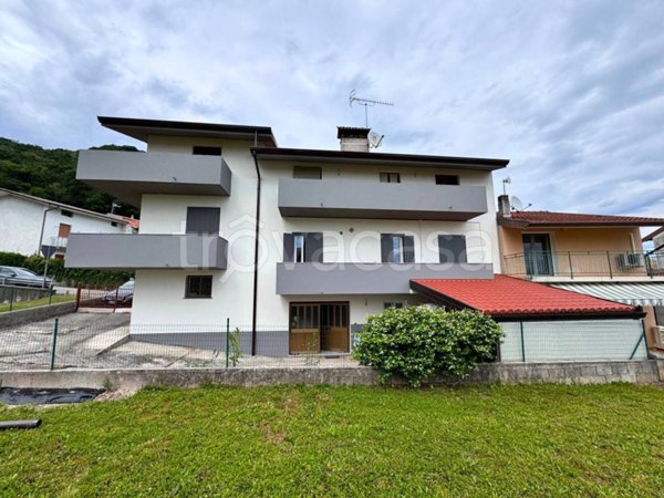 casa indipendente in vendita a Ragogna in zona Muris