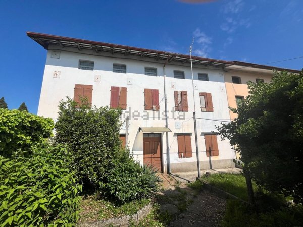 casa indipendente in vendita a Ragogna in zona Pignano