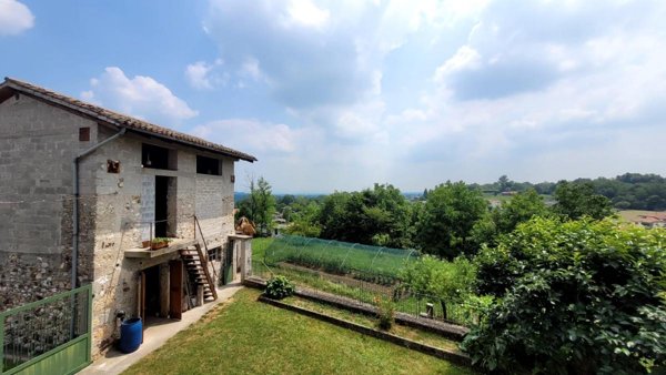 casa indipendente in vendita a Ragogna in zona Pignano