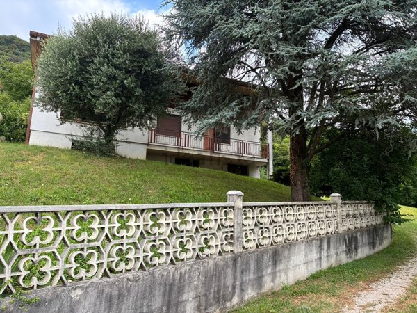 casa indipendente in vendita a Ragogna