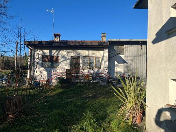 casa indipendente in vendita a Ragogna in zona San Giacomo