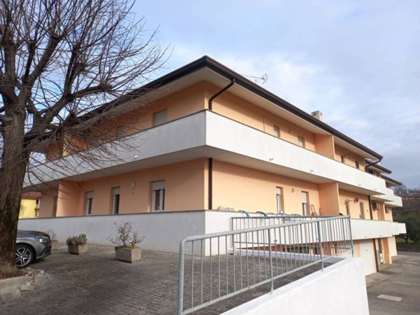 appartamento in vendita a Ragogna in zona San Giacomo