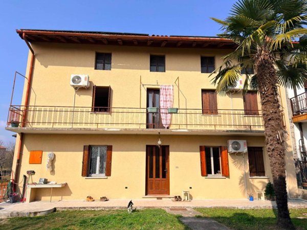 casa indipendente in vendita a Ragogna in zona San Giacomo