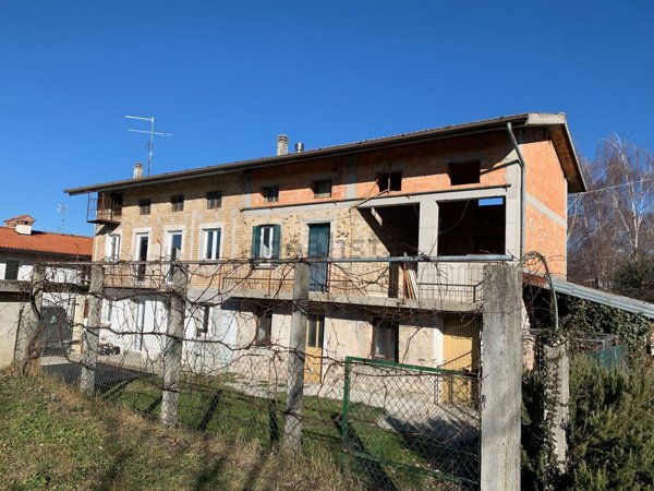 casa indipendente in vendita a Ragogna in zona Pignano