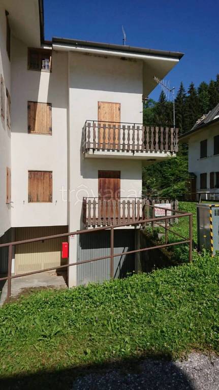 appartamento in vendita a Ravascletto