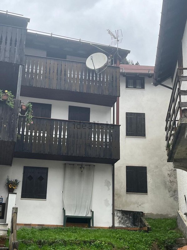 casa indipendente in vendita a Ravascletto in zona Zovello