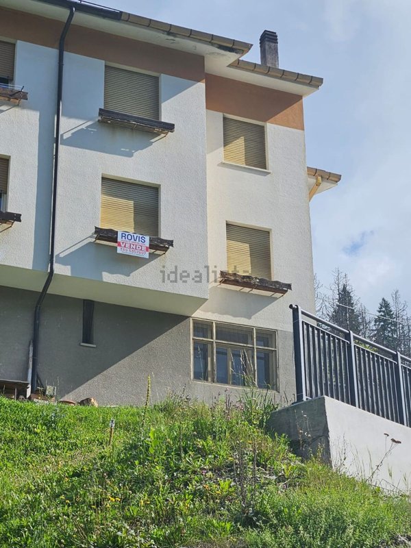 casa indipendente in vendita a Ravascletto