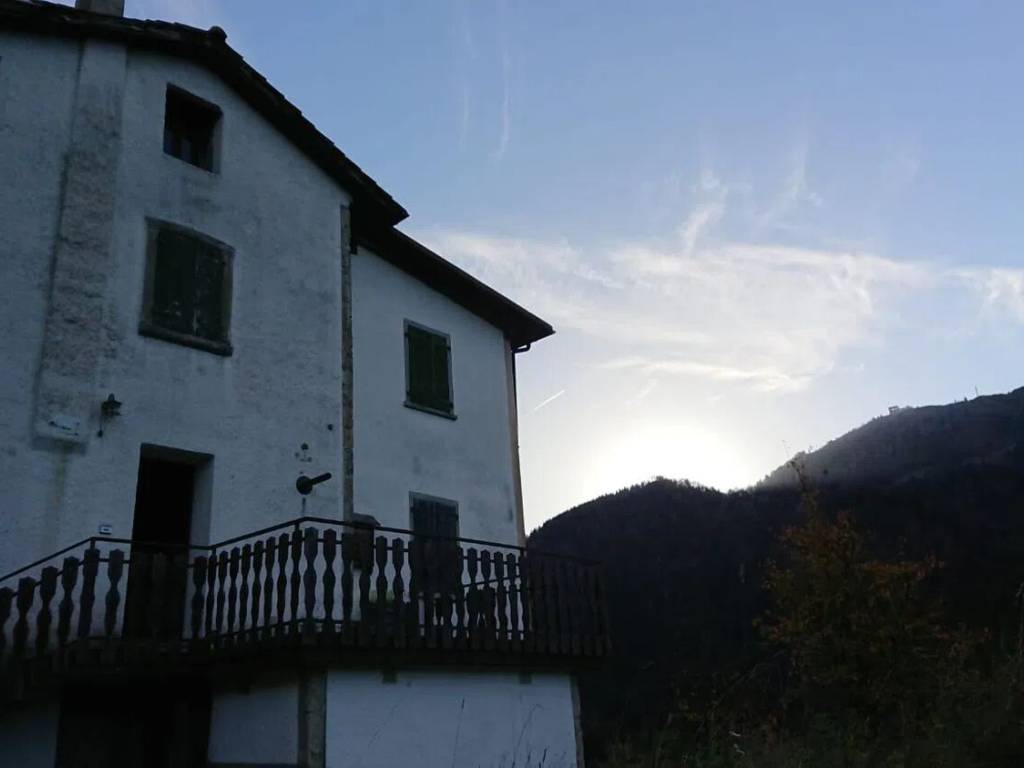 casa indipendente in vendita a Ravascletto