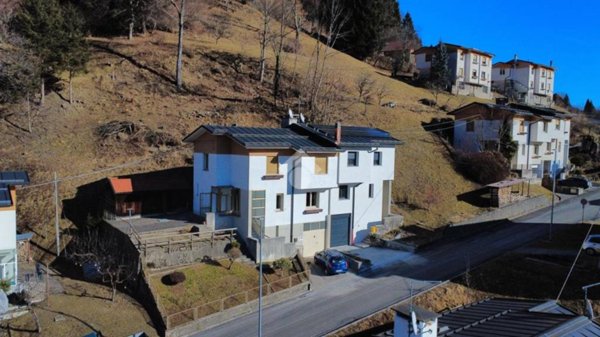 casa indipendente in vendita a Ravascletto