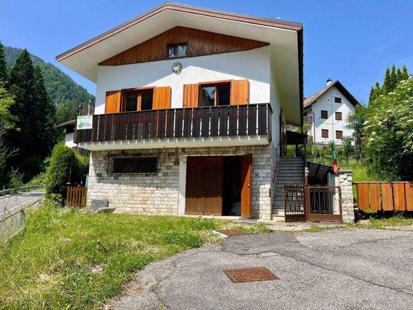 casa indipendente in vendita a Ravascletto in zona Zovello
