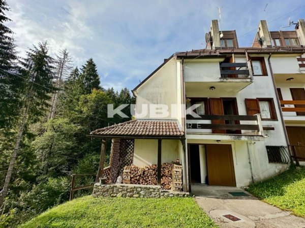 casa indipendente in vendita a Ravascletto in zona Zovello