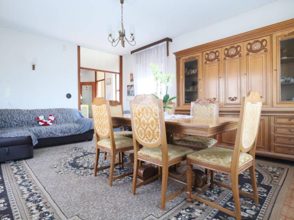 appartamento in vendita a Reana del Rojale