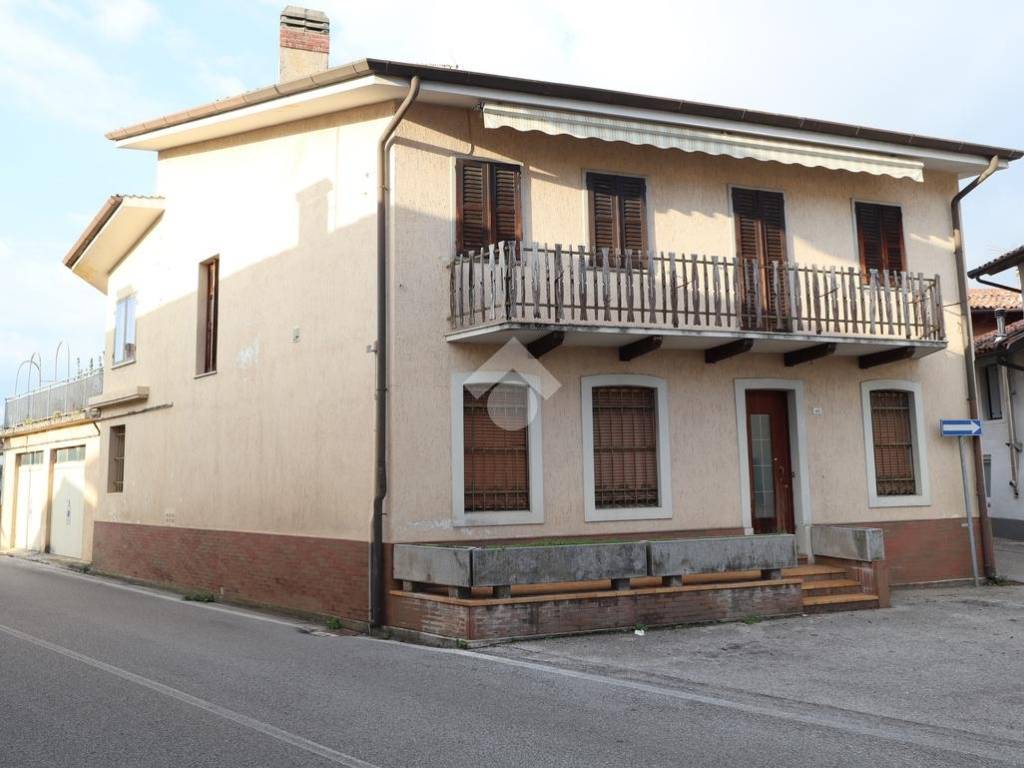 appartamento in vendita a Reana del Rojale